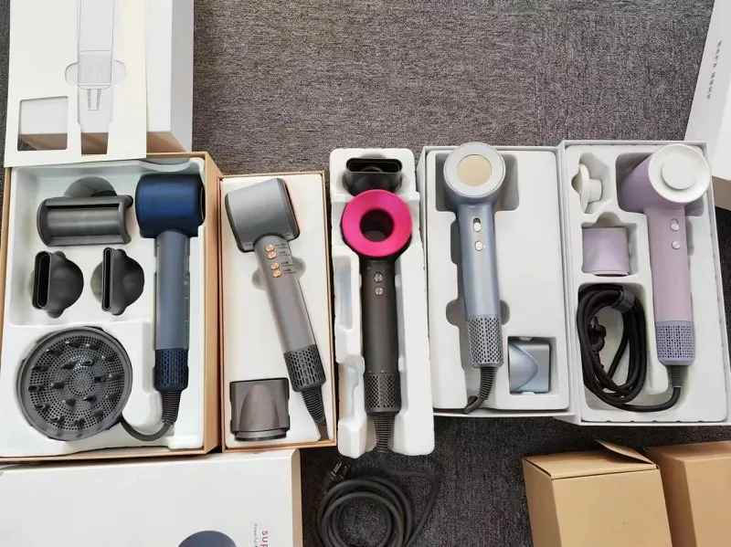 কোঁকড়া চুলের জন্য সেরা হেয়ার ড্রায়ার